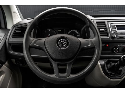 Volkswagen Transporter 2.0TDI L2H1 | 9-Persoons | Incl. btw en bpm | Cruise | Airco | PDC | Euro 6 ActivLease financial lease