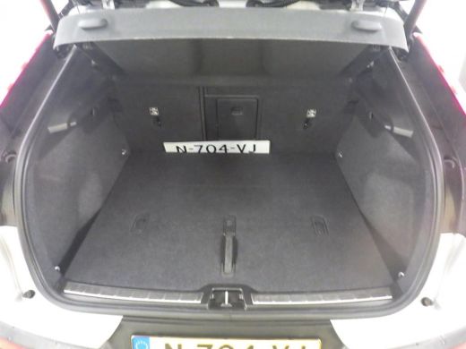 Volvo  C40 Recharge Twin Intro Edition 78 kWh BOMVOL! | PixelLed | 20'' | LageKM! | NLAuto! ActivLease financial lease