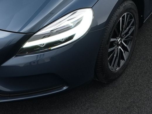 Volvo  V40 1.5 T2 Polar+ | LED | Stoelverwarming | Cruise Control | Climate Control | 16" Lichtmetalen velgen ActivLease financial lease