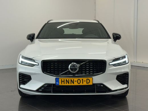 Volvo  V60 T6 Plug-in hybrid AWD Plus Dark | 360°-camera | Audio installatie premium | BLIS dodehoek detectie ActivLease financial lease