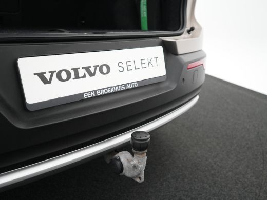 Volvo  XC40 2.0 B3 Plus Bright | Harman Kardon | Leder | Adaptive Cruise | BLIS | Elek stoelen | Trekhaak ActivLease financial lease