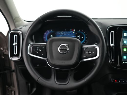 Volvo  XC40 2.0 B3 Plus Bright | Harman Kardon | Leder | Adaptive Cruise | BLIS | Elek stoelen | Trekhaak ActivLease financial lease