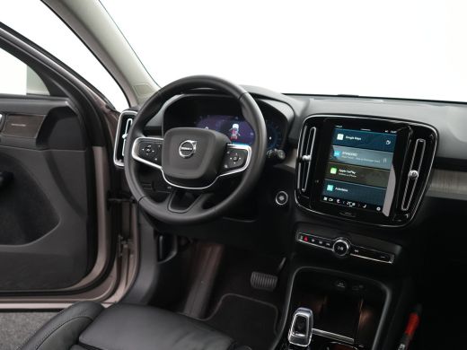 Volvo  XC40 2.0 B3 Plus Bright | Harman Kardon | Leder | Adaptive Cruise | BLIS | Elek stoelen | Trekhaak ActivLease financial lease