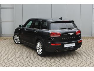 Mini Clubman Cooper Automaat / Achteruitrijcamera / Comfort Access / LED / Comfortstoelen / Stoelverwarming / ...