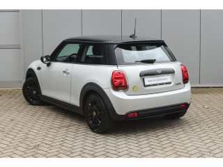 Mini Electric Classic / Sportstoelen / Achteruitrijcamera / LED / Airconditioning / Cruise Control / PDC