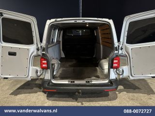 Volkswagen Transporter 2.0 TDI 102pk L2H1 Euro6 Airco | 2200kg Trekhaak | Cruisecontrol | Sidebars | L&M Velgen Parkeers...
