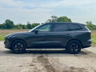 Volvo  EX90 Twin Motor Performance Ultra | Demo Deal | Black Pakket | 22'' Wielen | Bose | Luchtvering | Geti...