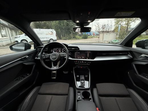 Audi A3 Limousine 30 TFSI S edition | Bang & Olufsen | Virtual | Stoel Verwarming | ActivLease financial lease