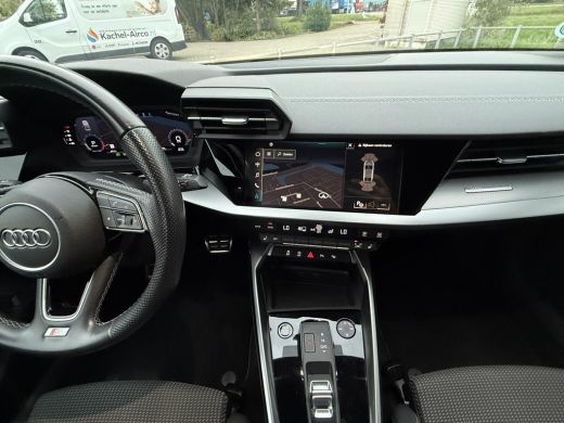 Audi A3 Limousine 30 TFSI S edition | Bang & Olufsen | Virtual | Stoel Verwarming | ActivLease financial lease