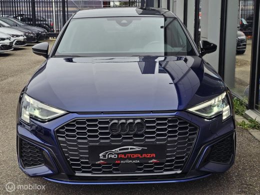 Audi A3 Sportback 40 TFSI e Edition 3x S-line Panorama/Massage ActivLease financial lease