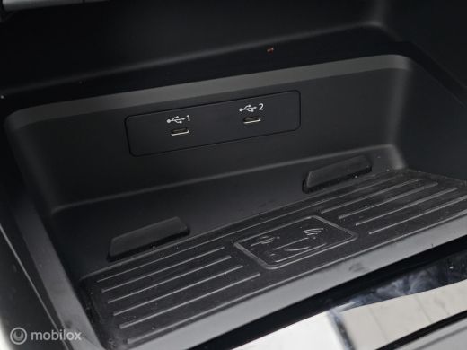 Audi A3 Sportback 40 TFSI e Edition 3x S-line Panorama/RS stoelen/Massage ActivLease financial lease