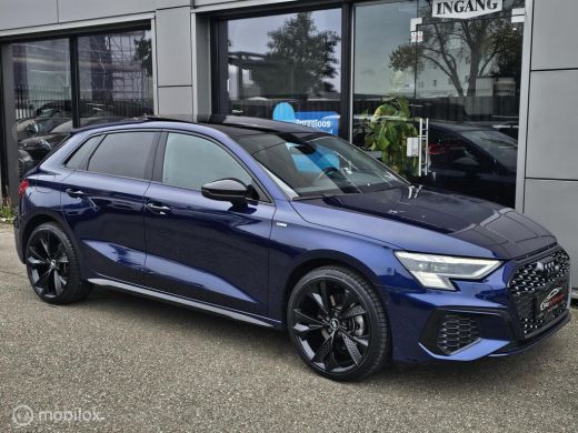 Audi A3 Sportback 40 TFSI e Edition 3x S-line Panorama/Massage ActivLease financial lease