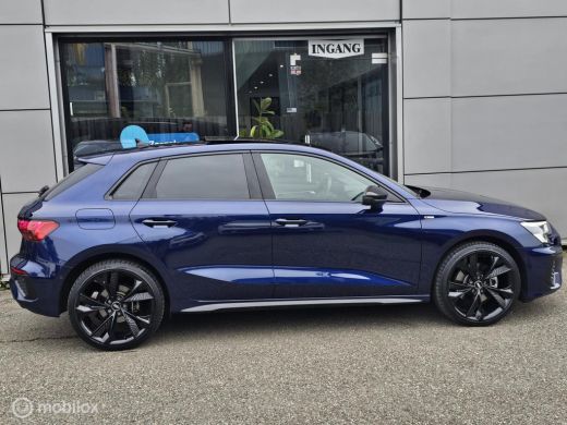 Audi A3 Sportback 40 TFSI e Edition 3x S-line Panorama/Massage ActivLease financial lease