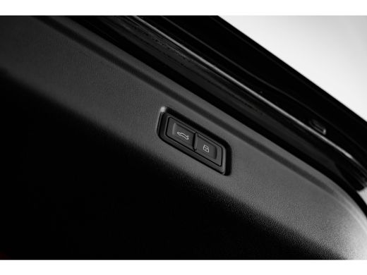 Audi A6 Avant e-tron Avant e-tron S edition, A6 e-tron (2025) Luchtvering | Soft close | Panorama dak |  Trekhaak | St... ActivLease financial lease