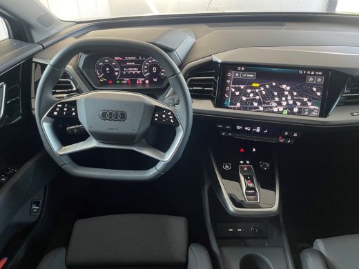 Audi Q4 e-tron 45 quattro Advanced edition 82 kWh | Assistentiepakket Plus | Zwart optiek | Comfortpakket/ 21 in... ActivLease financial lease