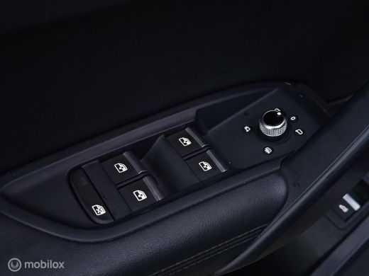 Audi Q5 50 TFSI e quattro S edition Panorama/Leder/Keyless/360 camera/Sfeerverlichting ActivLease financial lease