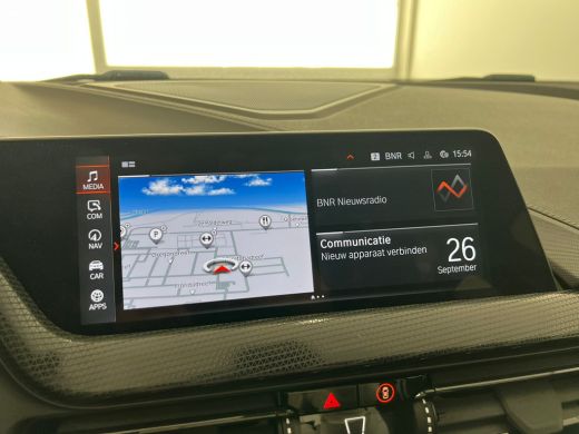 BMW 1 Serie 118i Introduction Edition | Achteruitrijcamera | Autonoom parkeren | Parkeersensoren voor en acht... ActivLease financial lease