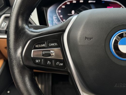 BMW 3 Serie 320e 204PK HYBRID BUSINESS LEDER/CAMERA/TREKHAAK ActivLease financial lease