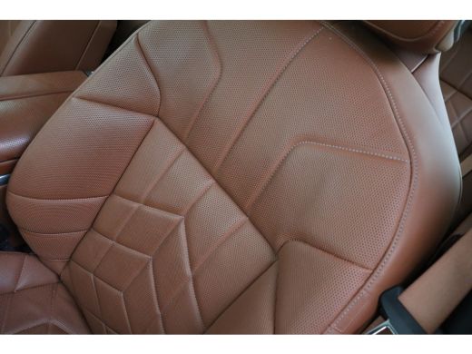 BMW i7 xDrive60 / Stoelventilatie / Massagefunctie / Parking Assistant Plus / Stoelverwarming / Live Coc... ActivLease financial lease