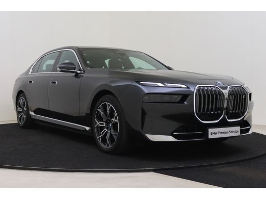 BMW i7 xDrive60 / Stoelventilatie / Massagefunctie / Parking Assistant Plus / Stoelverwarming / Live Coc... ActivLease financial lease