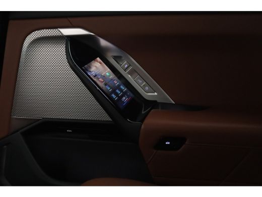 BMW i7 xDrive60 / Stoelventilatie / Massagefunctie / Parking Assistant Plus / Stoelverwarming / Live Coc... ActivLease financial lease