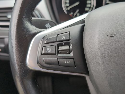 BMW X1 sDrive20i Executive Edition | Trekhaak | Head-Up | Cruise Control | Climate Control | Navigatie |... ActivLease financial lease