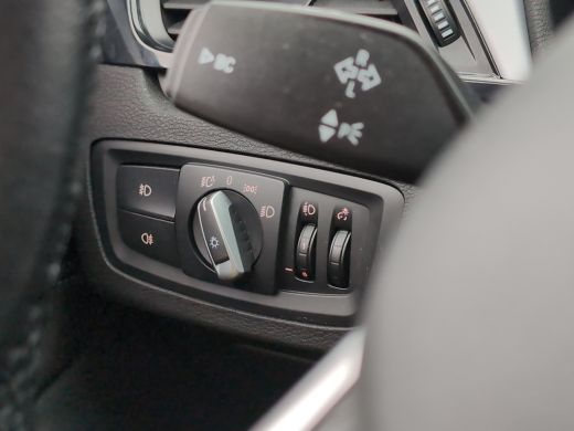 BMW X1 sDrive20i Executive Edition | Trekhaak | Head-Up | Cruise Control | Climate Control | Navigatie |... ActivLease financial lease