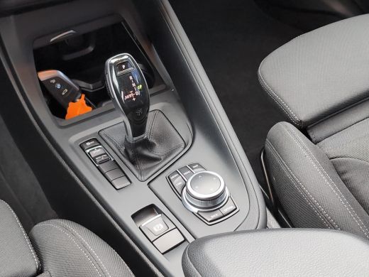 BMW X1 sDrive20i Executive Edition | Trekhaak | Head-Up | Cruise Control | Climate Control | Navigatie |... ActivLease financial lease