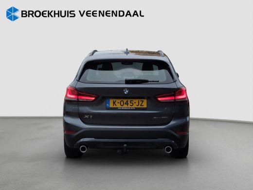 BMW X1 sDrive20i Executive Edition | Trekhaak | Head-Up | Cruise Control | Climate Control | Navigatie |... ActivLease financial lease