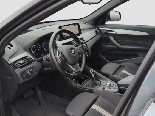 BMW X1 sDrive20i Executive Edition | Trekhaak | Head-Up | Cruise Control | Climate Control | Navigatie |... ActivLease financial lease