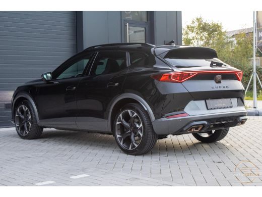 CUPRA Formentor 1.4 e-Hybrid VZ Black Edition PANO MEMORY CAMERA STOELVERWARMING ActivLease financial lease