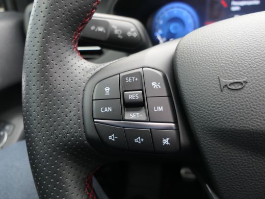 Ford Focus 1.0 EcoBoost Hybrid ST Line X | Panoramadak | Winterpack | AGR Stoel | 18 Inch | B&O Audio | Adap... ActivLease financial lease