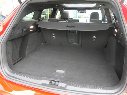 Ford Focus 1.0 EcoBoost Hybrid ST Line X | Panoramadak | Winterpack | AGR Stoel | 18 Inch | B&O Audio | Adap... ActivLease financial lease