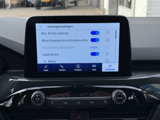 Ford Kuga 2.5 PHEV ST-Line 225pk | Keyless | Winter Pack | Carplay | Afn. Trekhaak (1.500kg trekgewicht) | ... ActivLease financial lease