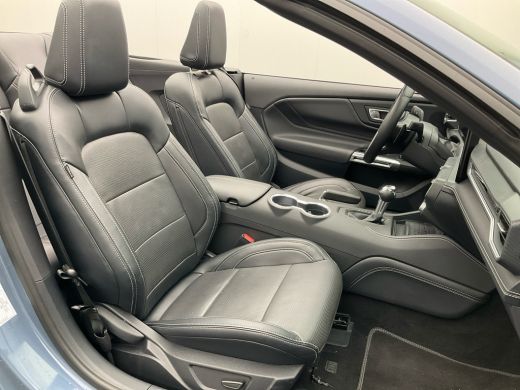 Ford Mustang Convertible 5.0 V8 GT | NL-AUTO! | UNIEK! | 1E EIGENAAR! | ADAPTIVE CRUISE | B&O |  LEDER | WINTE... ActivLease financial lease