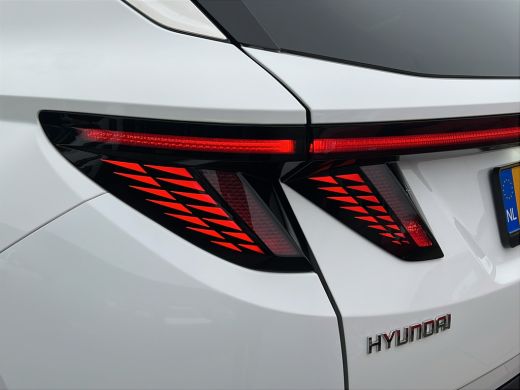 Hyundai Tucson 1.6 T-GDI 265pk PHEV Premium 4WD | Leder | Carplay | Climate | Keyless | Navigatie | Elek. Klep |... ActivLease financial lease