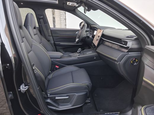 Lynk & Co 01 1.5 More | Cruise control adaptief | Dodehoek detectie | Draadloze telefoonlader ActivLease financial lease