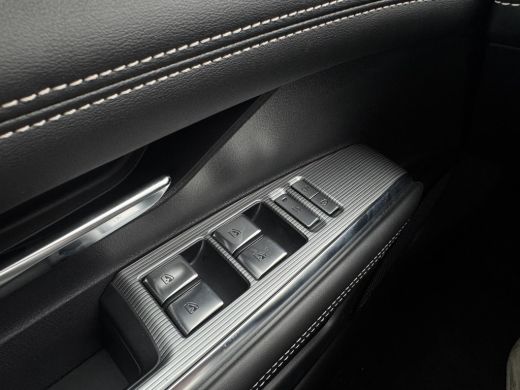 Mazda 6 Takumi Long Range 80 kWh | Zwart leder | 360 Camera | Geheugenstoelen | Panorama Dak | Headupdisp... ActivLease financial lease