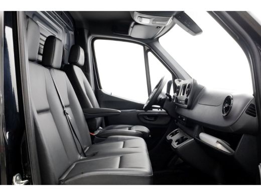 Mercedes-Benz Sprinter 215 CDI 150pk L1H1 9G Automaat LED/Airco/Camera 01-2023 ActivLease financial lease