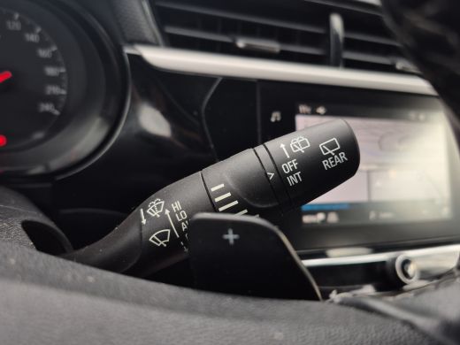 Opel Corsa 1.2 Edition Automaat | Full map navigatie | LED | Carplay/android auto | Parkeersensoren | DAB ActivLease financial lease