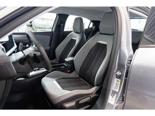 Opel Mokka 1.2 Turbo Elegance Automaat | Camera | Navigatie | Stoel & Stuurverwarming | Apple Carplay & Andr... ActivLease financial lease