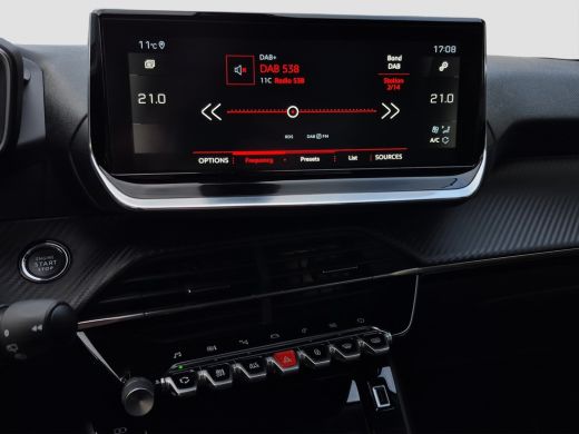 Peugeot 2008 1.2 PureTech Blue Lease Allure Camera | LED | Parkeersensoren | Carplay/android auto | Climate co... ActivLease financial lease