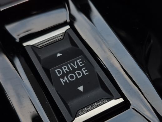 Peugeot 2008 1.2 PureTech Blue Lease Allure Camera | LED | Parkeersensoren | Carplay/android auto | Climate co... ActivLease financial lease