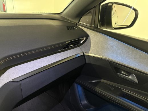 Peugeot 3008 1.6 HYbrid 225 GT|Black Pack|Panodak|360|FOCAL|Carplay|Navi|PDC|ACC|Side assist|Lane Assist| ActivLease financial lease