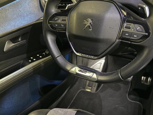 Peugeot 3008 1.6 HYbrid 225 GT|Black Pack|Panodak|360|FOCAL|Carplay|Navi|PDC|ACC|Side assist|Lane Assist| ActivLease financial lease