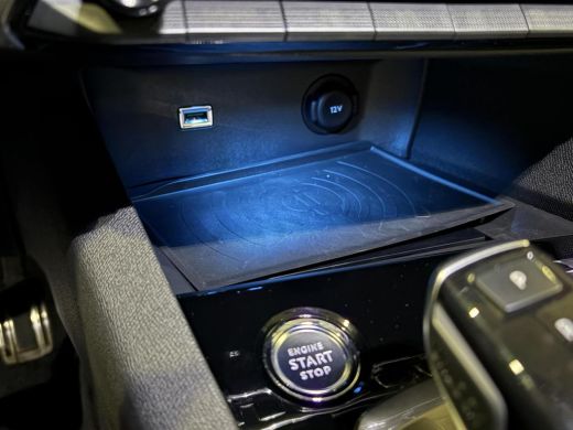 Peugeot 3008 1.6 PHEV HYbrid 225 GT|Black Pack|Panodak|360|FOCAL|Carplay|Navi|PDC|ACC|Side assist|Lane Assist| ActivLease financial lease