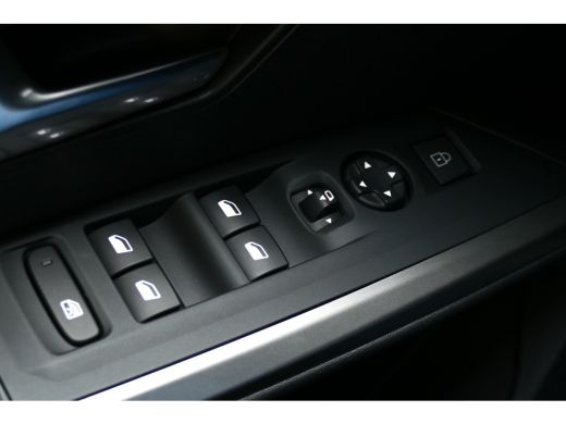 Peugeot 5008 1.2 HYBRID 145PK 7-ZITS ALLURE AUTOMAAT / NAVI / LED / CLIMA / PDC / 19"LMV / KEYLESS / STOELVERW... ActivLease financial lease