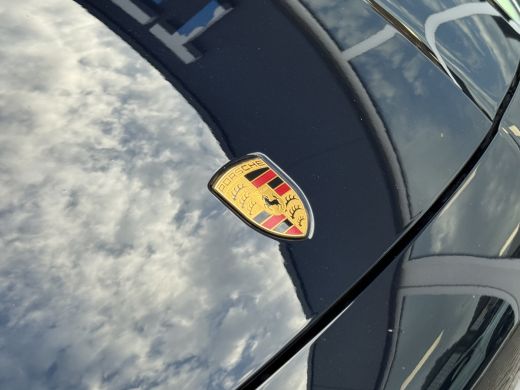 Porsche Cayenne 3.0 E-Hybrid Sportchrono | Luchtvering ActivLease financial lease