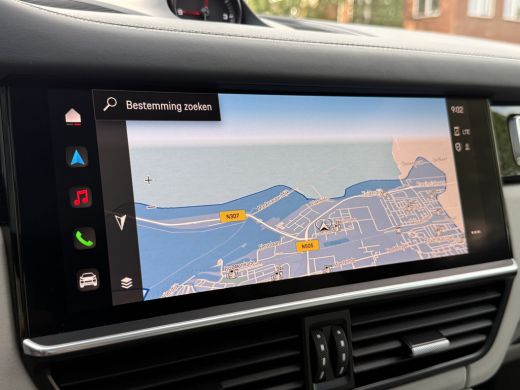 Porsche Cayenne 3.0 E-Hybrid Sportchrono | Luchtvering ActivLease financial lease