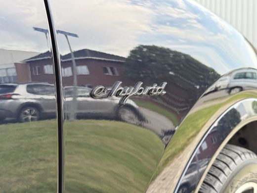 Porsche Cayenne 3.0 E-Hybrid Sportchrono | Luchtvering ActivLease financial lease